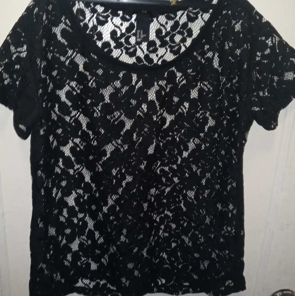 Woman black lace top